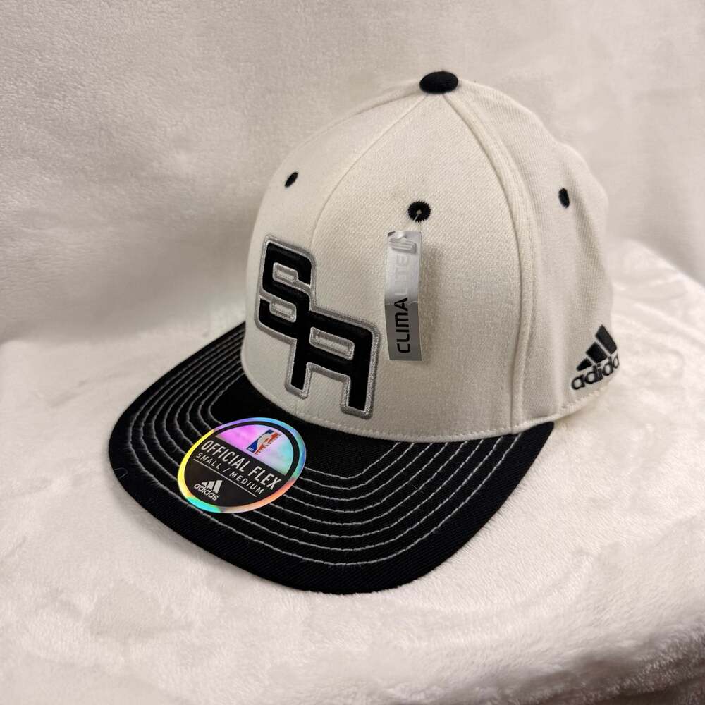 Adidas San Antonio Spurs Official Flex On-Court Cap S/M